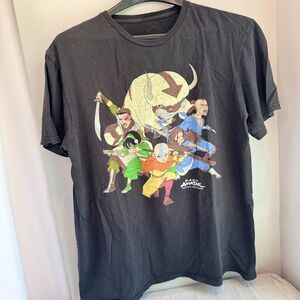 Avatar The Last Airbender T-Shirt (Size Medium)